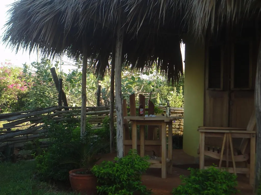 KuDehya Guesthouse Treasure Beach Gæstehus