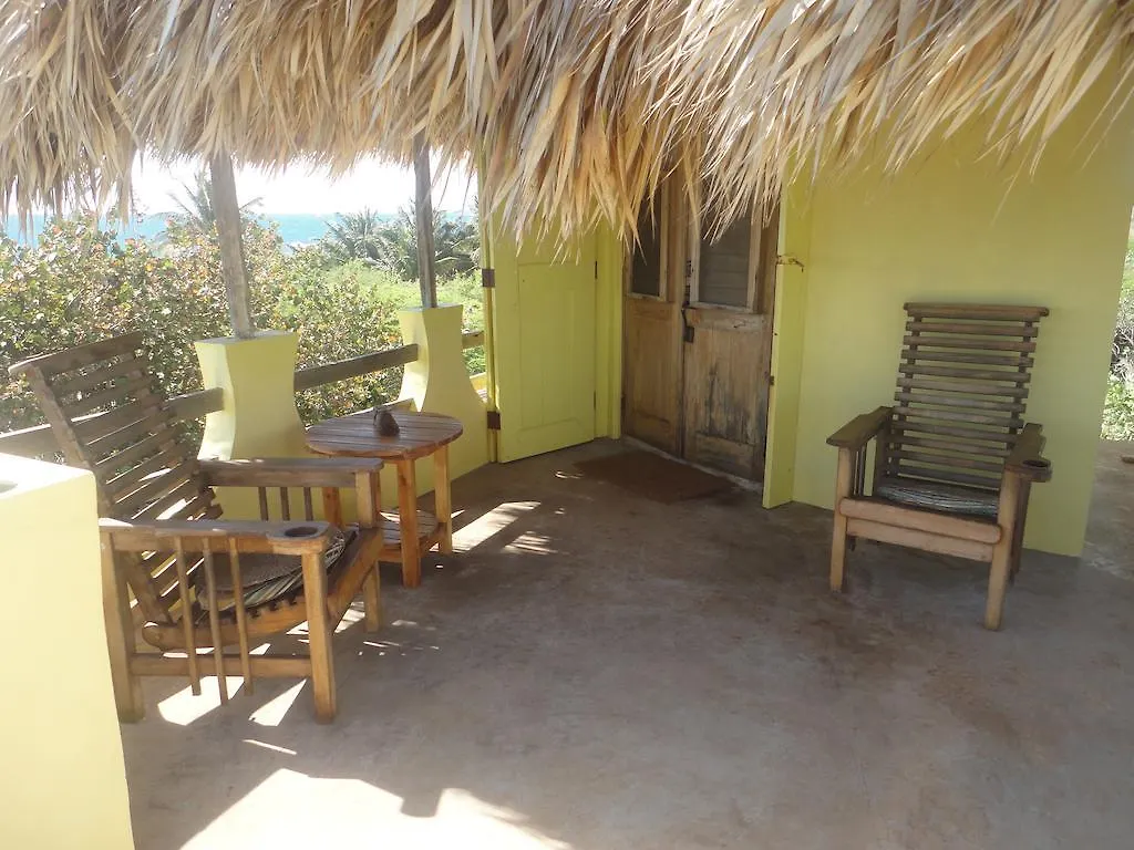 KuDehya Guesthouse Treasure Beach Gæstehus