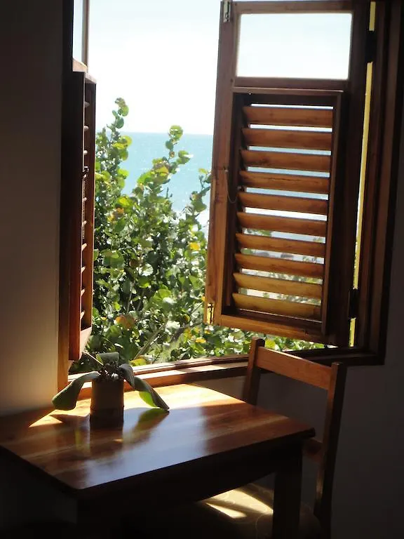 KuDehya Guesthouse Treasure Beach Gæstehus