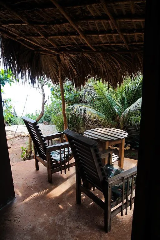 KuDehya Guesthouse Treasure Beach